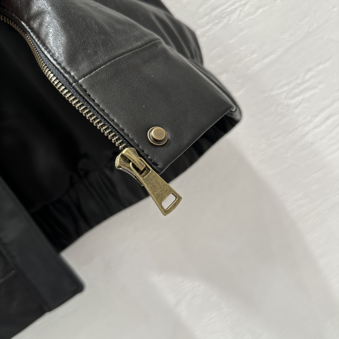 P2254: One-Size-Fits-All Female Dust-Proof Bag with Imported Sheep Skin Texture - 图片 9