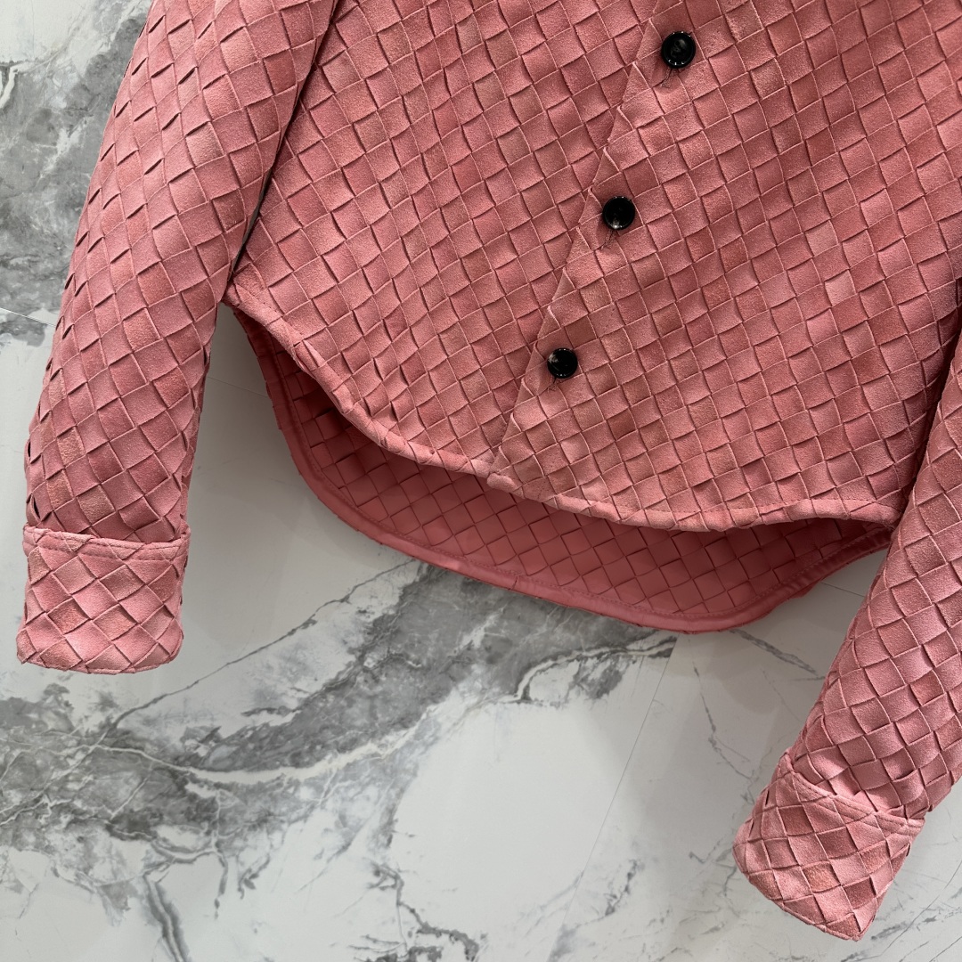 High-End Woman’s Autumn Coat with Goat Deer Velvet – Exclusive Import - 图片 3
