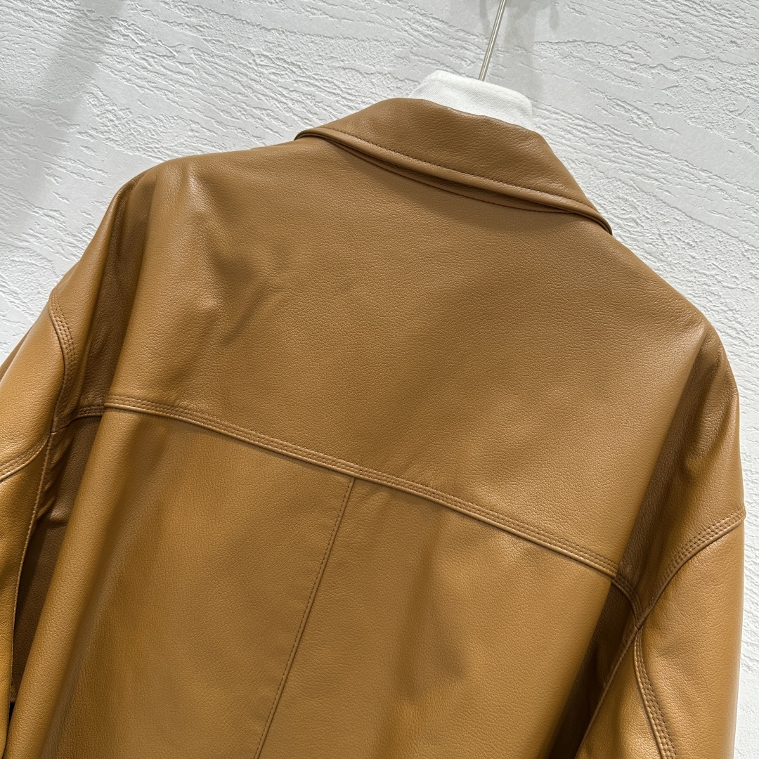 High-Quality Female Suit “P3072” with “The R*m25” Design, New Zealand Calf Leather, Classic Style. - 图片 7