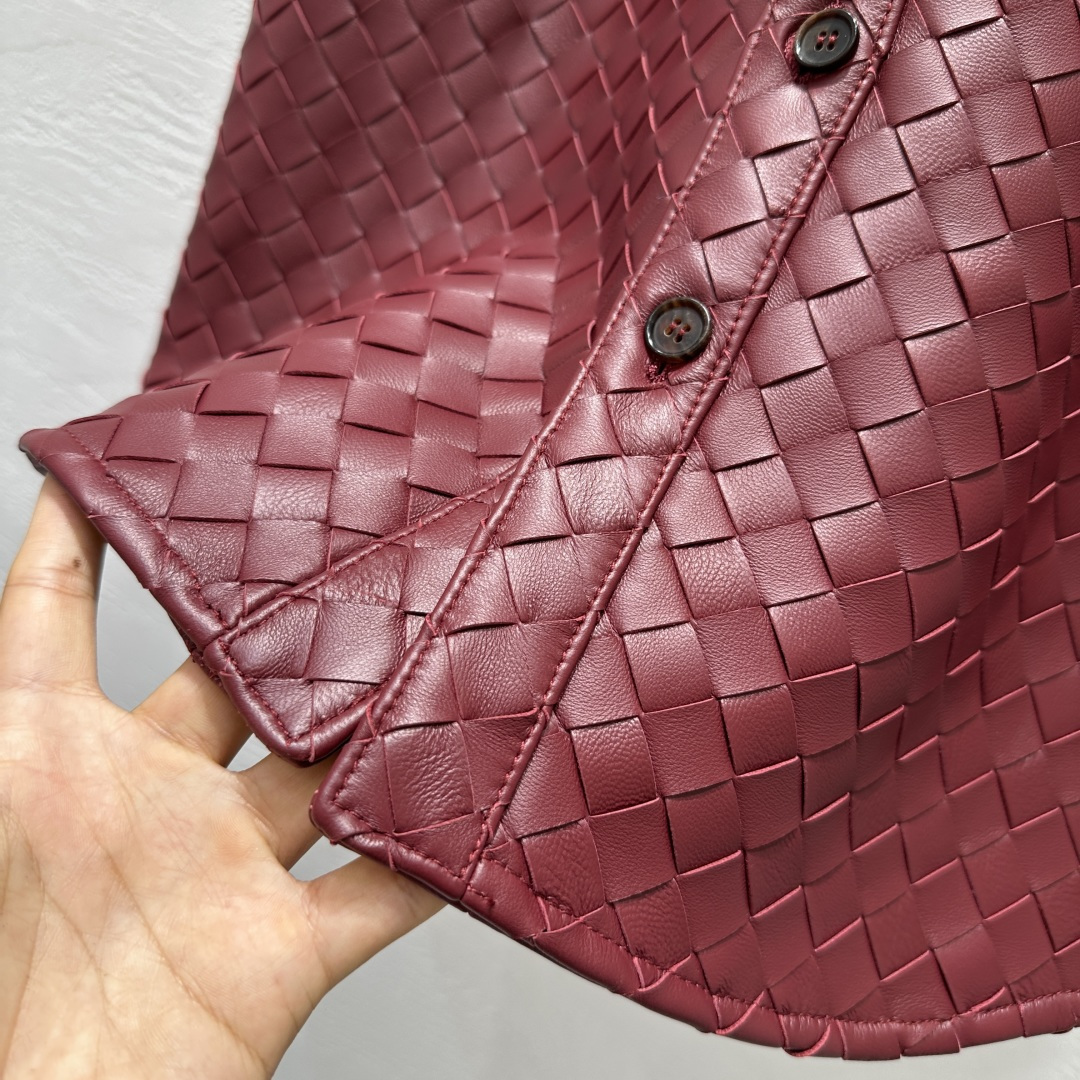 Bottega Veneta25 Sheep Skin Hand-Weaved Vest Collection: High-End Luxury Fashion - 图片 4