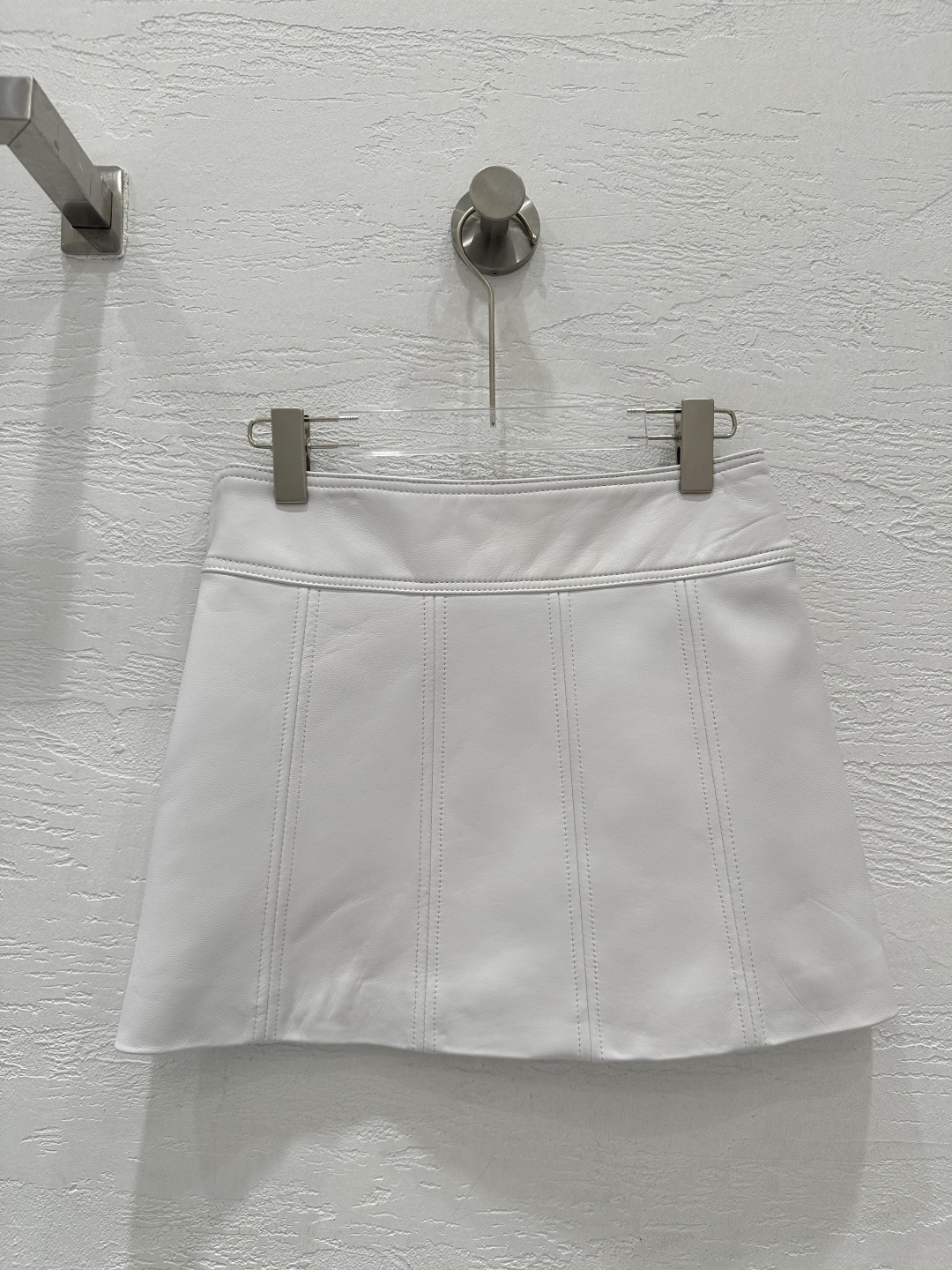 “High-End Single-Quality Celi*e 25 Early Autumn Skirt for Women – Sheep Skin Import” - 图片 6