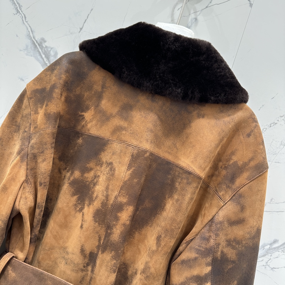 High-End Mium Fall Coat Jacket for Teens | Red-Brown Double-Buttoned Suit with Lambskin & Embroidery - 图片 7