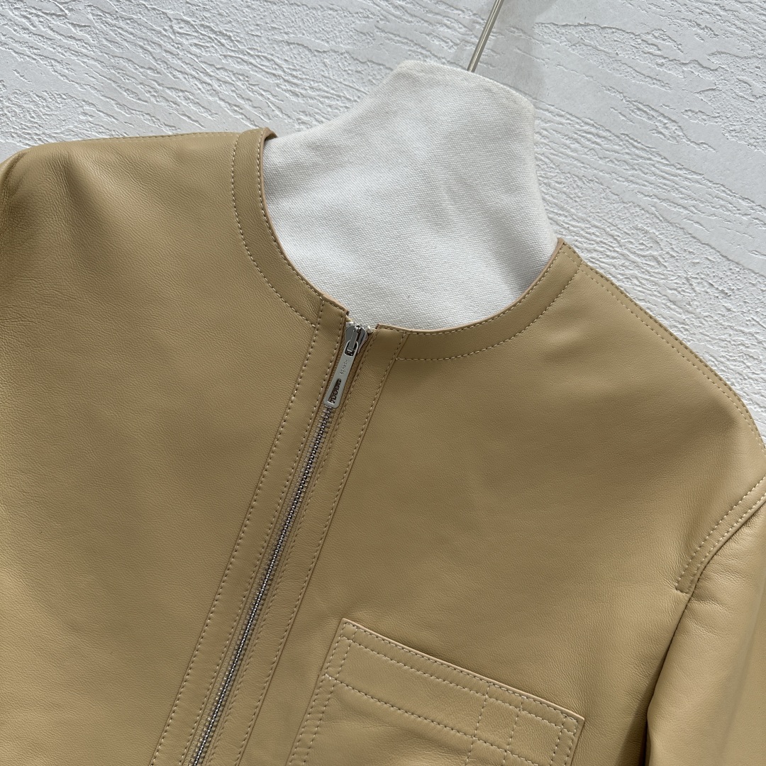 Title: High-Quality Retro Lamb Cortex Jacket Description: Exclusive Hermès25 jacket, handmade from New Zealand sheepskin. Retro style, dust-proof, in one-size-fits-all. - 图片 2