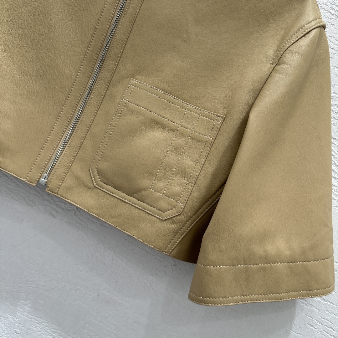 Title: High-Quality Retro Lamb Cortex Jacket Description: Exclusive Hermès25 jacket, handmade from New Zealand sheepskin. Retro style, dust-proof, in one-size-fits-all. - 图片 3