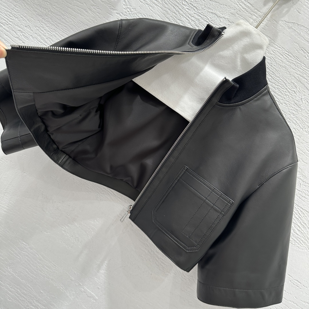 “High-Quality Lamb Cortex Bag with Dust-Proof Design for Fashionable Women – Handmade and Imported from New Zealand” - 图片 8