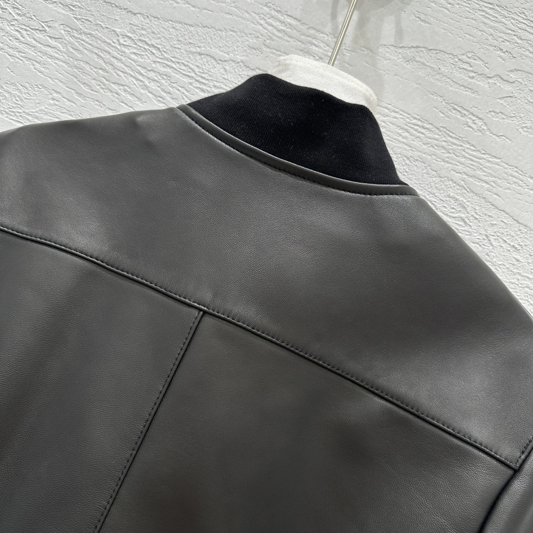 “High-Quality Lamb Cortex Bag with Dust-Proof Design for Fashionable Women – Handmade and Imported from New Zealand” - 图片 6