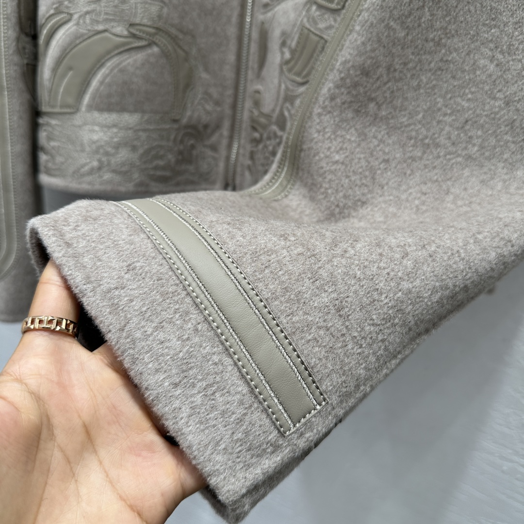 High-End Handmade Dust-Proof Bag: White Double-Sided Nymph Jacket Review - 图片 4