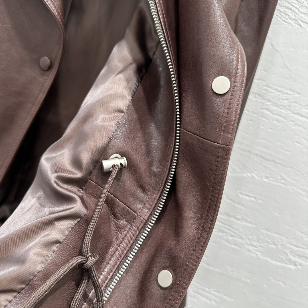 High-End Female Suit with Custom Sheepskin: Classic Style, High Quality, Autumn Collection, Three Sizes Available - 图片 8