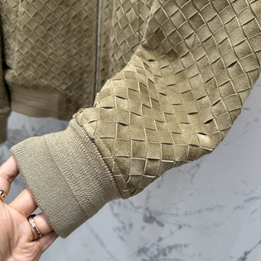 Bottega Veneta Suede Leather Jacket, Hand-Woven, Fall 2025 Collection, Unisex 5 cmp i1754546015317 3545 0 3
