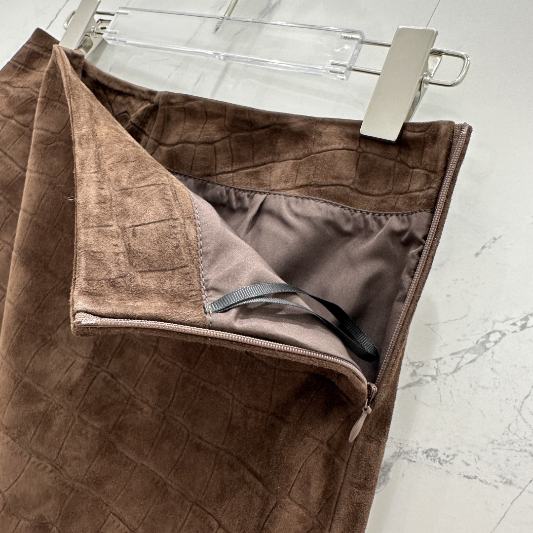 “High-Quality Velvet Dust-Proof Bag: Essential Fashion Item for Sweet Girls” - 图片 6