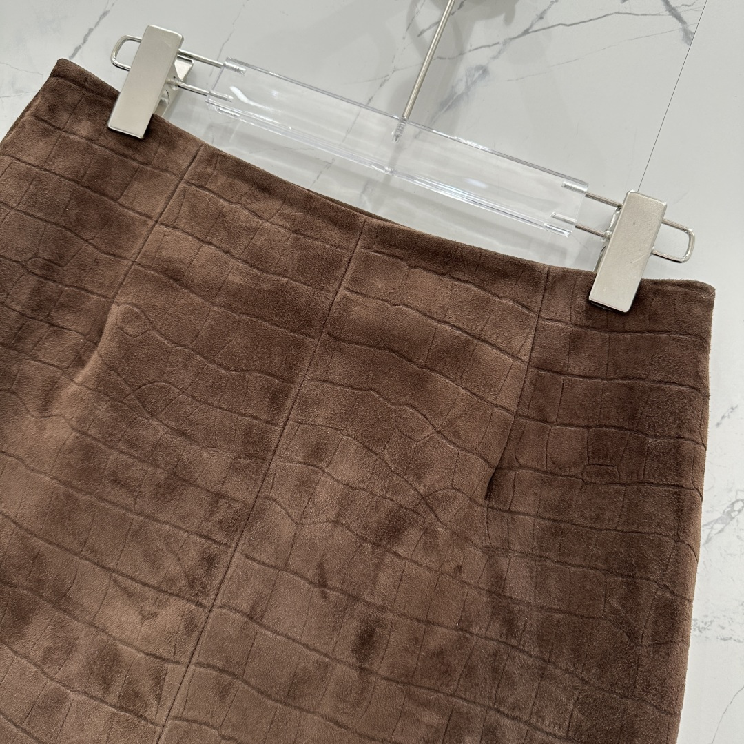 “High-Quality Velvet Dust-Proof Bag: Essential Fashion Item for Sweet Girls” - 图片 8