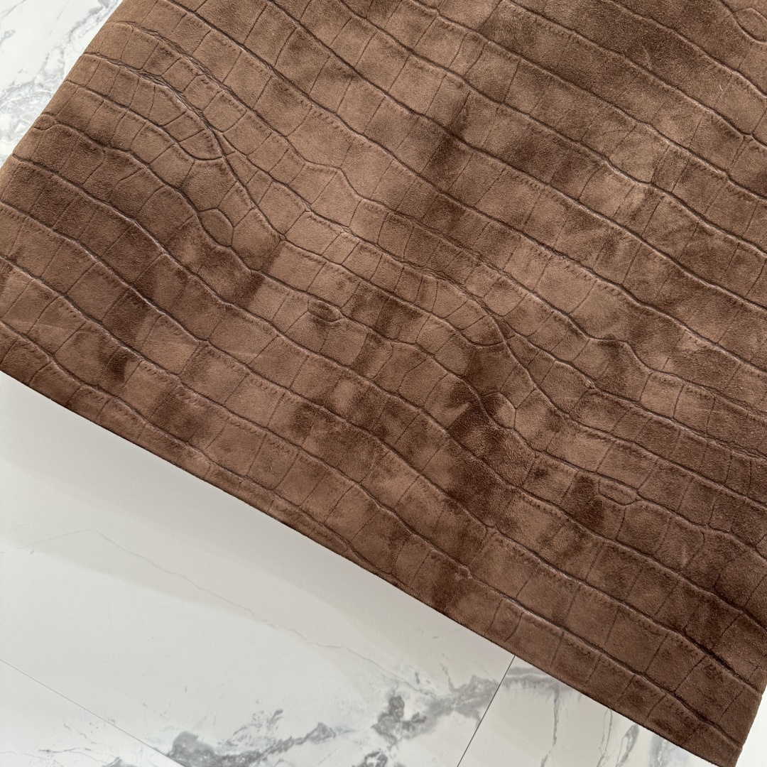 “High-Quality Velvet Dust-Proof Bag: Essential Fashion Item for Sweet Girls” - 图片 3