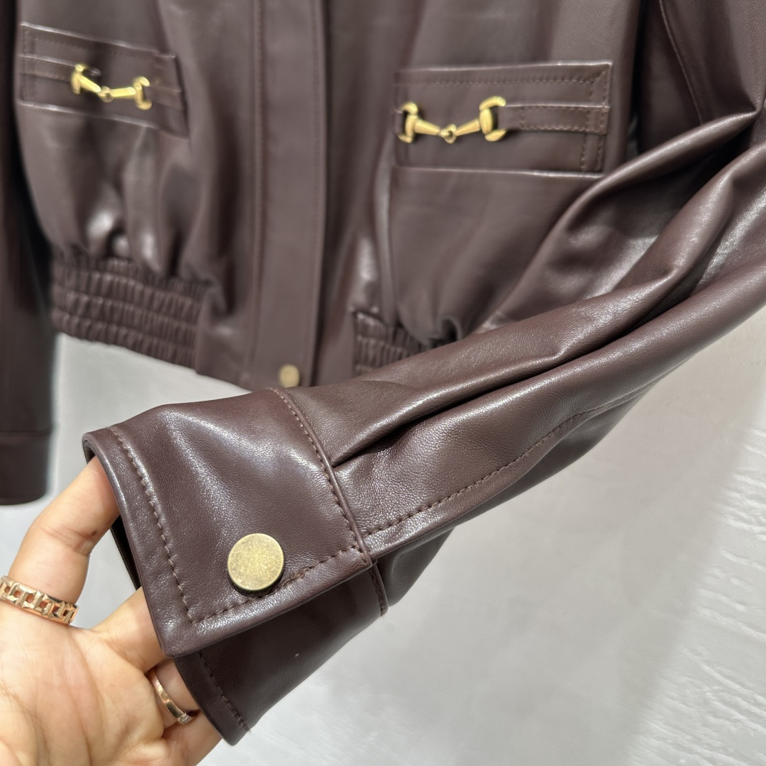 Title: P2280 Celi*e 25 Dust-Proof Bag Sheep Hide Corset Coat Summary: High-end quality retro-American design with soft sheep hide and classic style. - 图片 5