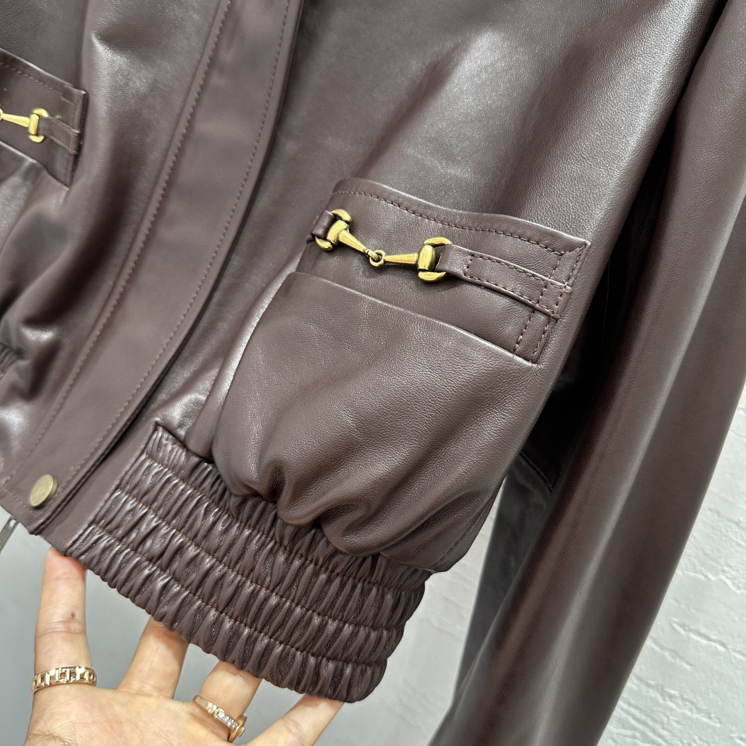 Title: P2280 Celi*e 25 Dust-Proof Bag Sheep Hide Corset Coat Summary: High-end quality retro-American design with soft sheep hide and classic style. - 图片 4