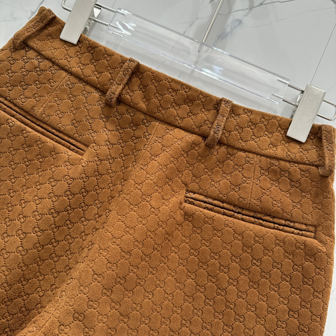 Fashionable P120 high-end single-quality coat for a stylish girl. Features dust-proof bag, deer velvet, and slim fit. - 图片 8