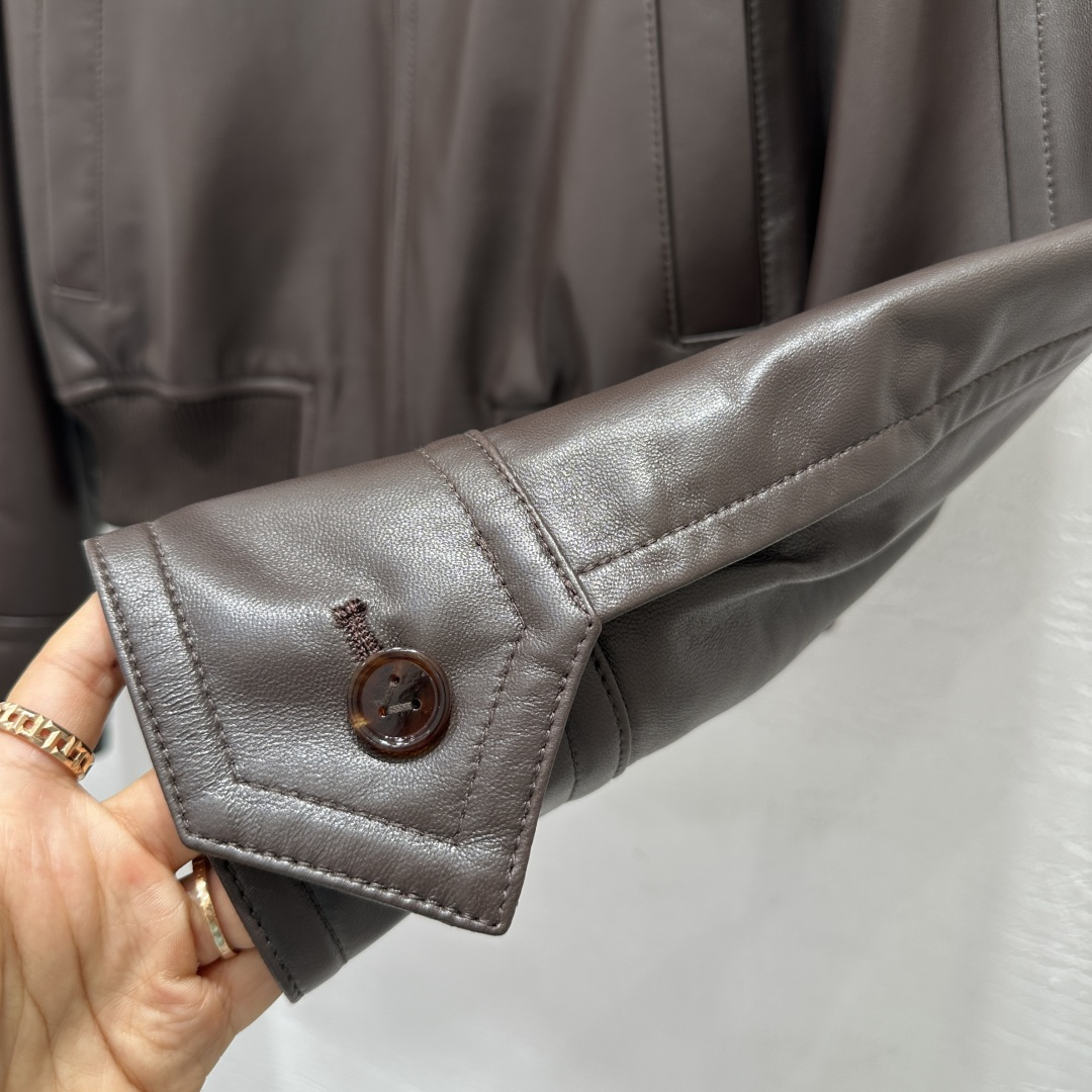 “Bottega Veneta Retro-American Classic Weave Collar Jacket for Women in New Autumn Morning” - 图片 5