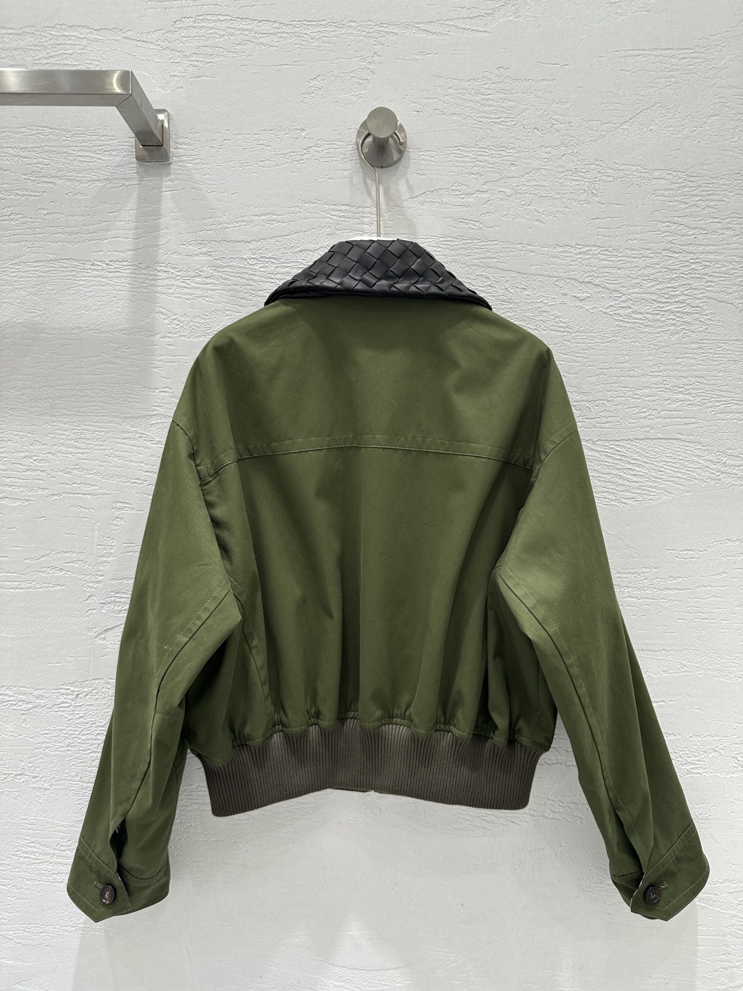 Bottega Veneta Woven Leather Collar Jacket - Early Autumn Collection 7 cmp i1754806560088 3413 0 5