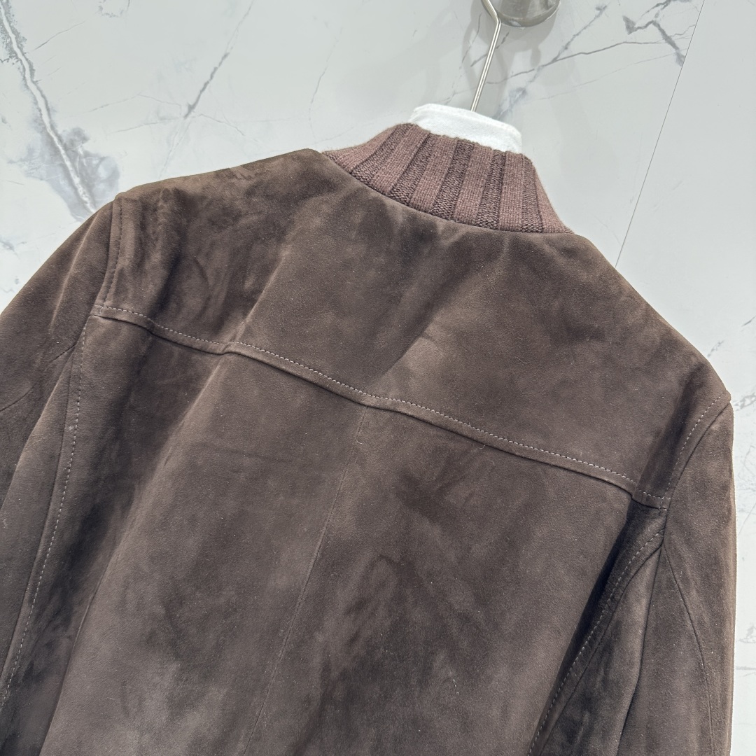 Miu Miu Suede Jacket - Retro Chic, Early Autumn Collection - Limited Edition 8 cmp i1754813341718 6642 0 6