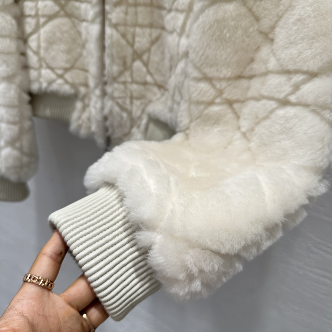 Dior Teddy Fleece-Lined Shearling Jacket with Cannage Pattern - S, M, L 6 cmp i1757579504207 4131 0 4