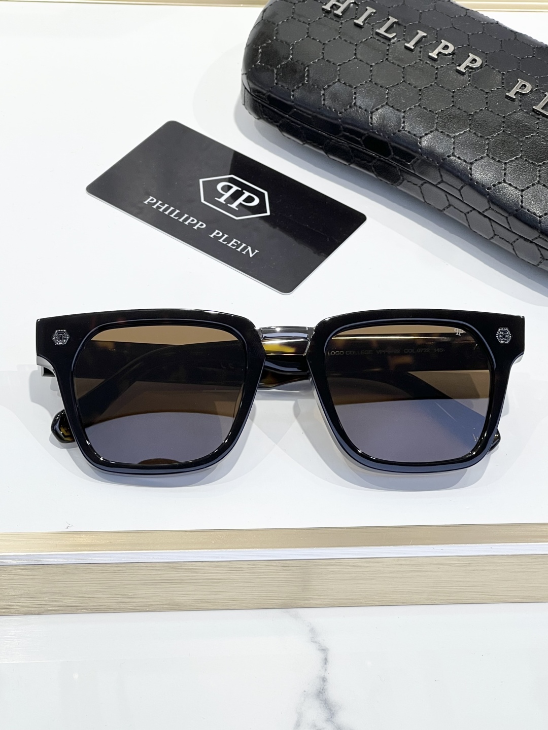 
PHILIPP PLEI*菲利普·普莱恩 官网同步
定制板料 原版铸件 每个细节处理到位
TOP QU