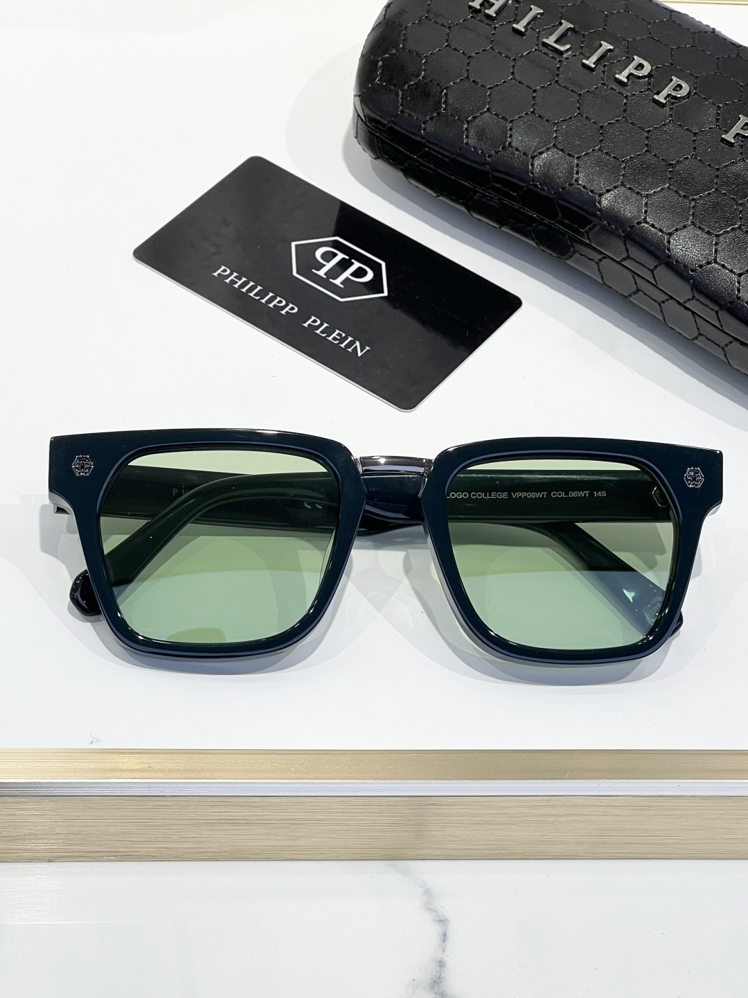 
PHILIPP PLEI*菲利普·普莱恩 官网同步
定制板料 原版铸件 每个细节处理到位
TOP QU