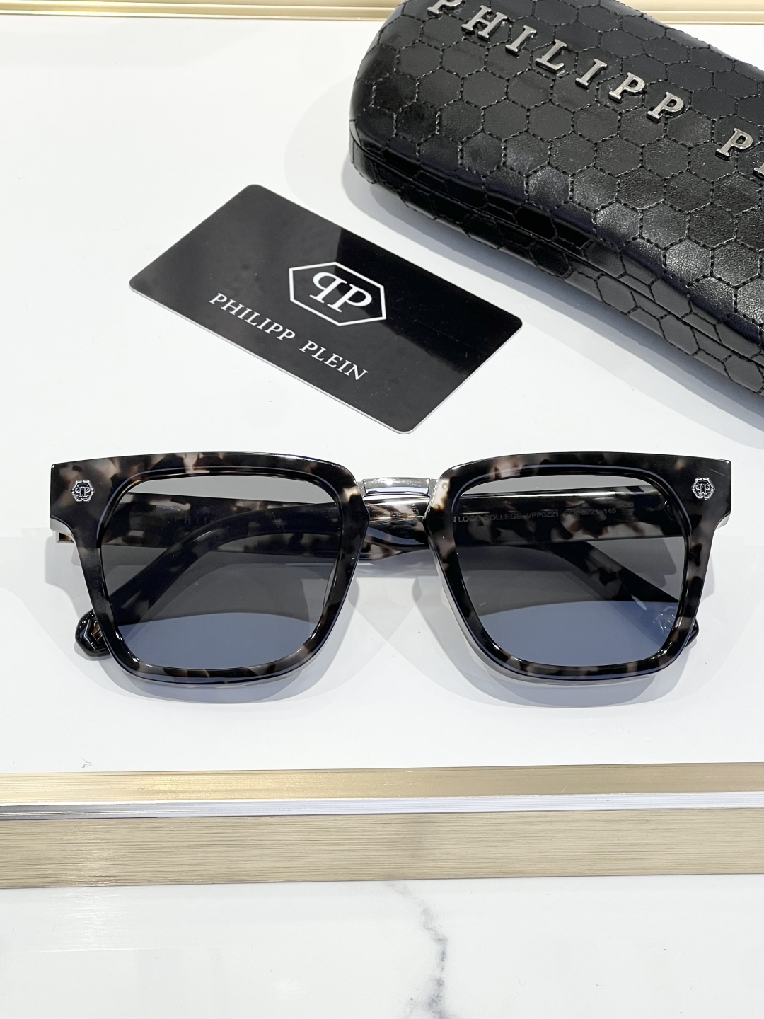 
PHILIPP PLEI*菲利普·普莱恩 官网同步
定制板料 原版铸件 每个细节处理到位
TOP QU
