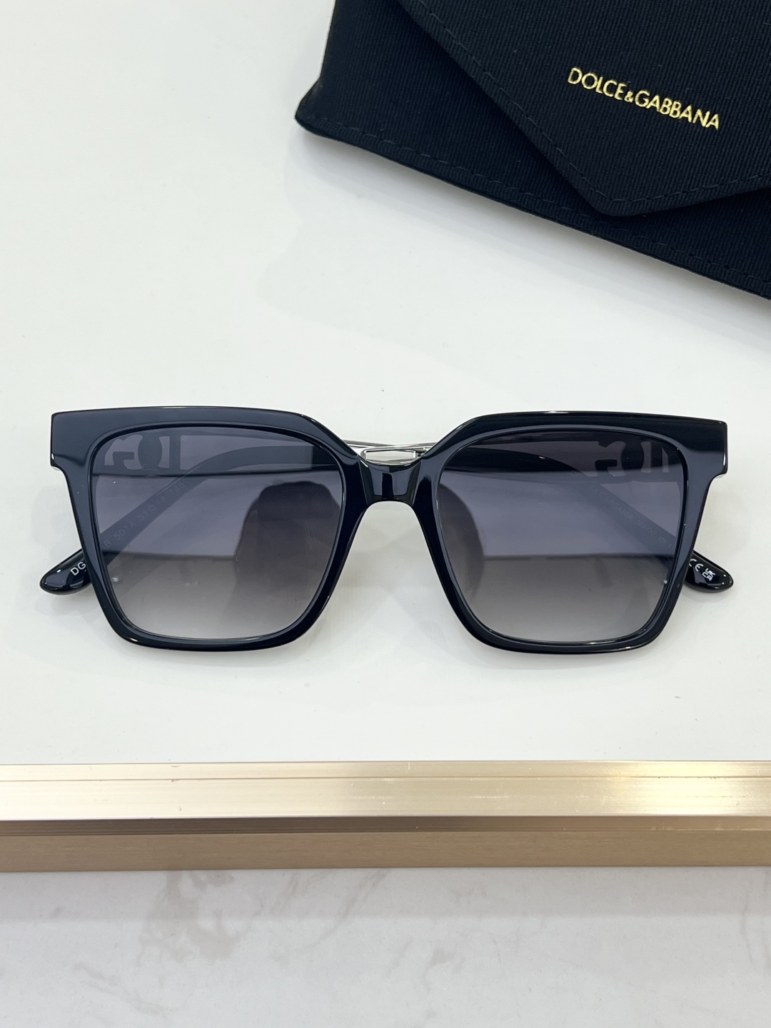 
DOLCE & GABBAN*
MODEL：DG3376B 
SIZE56口18-145🦇
