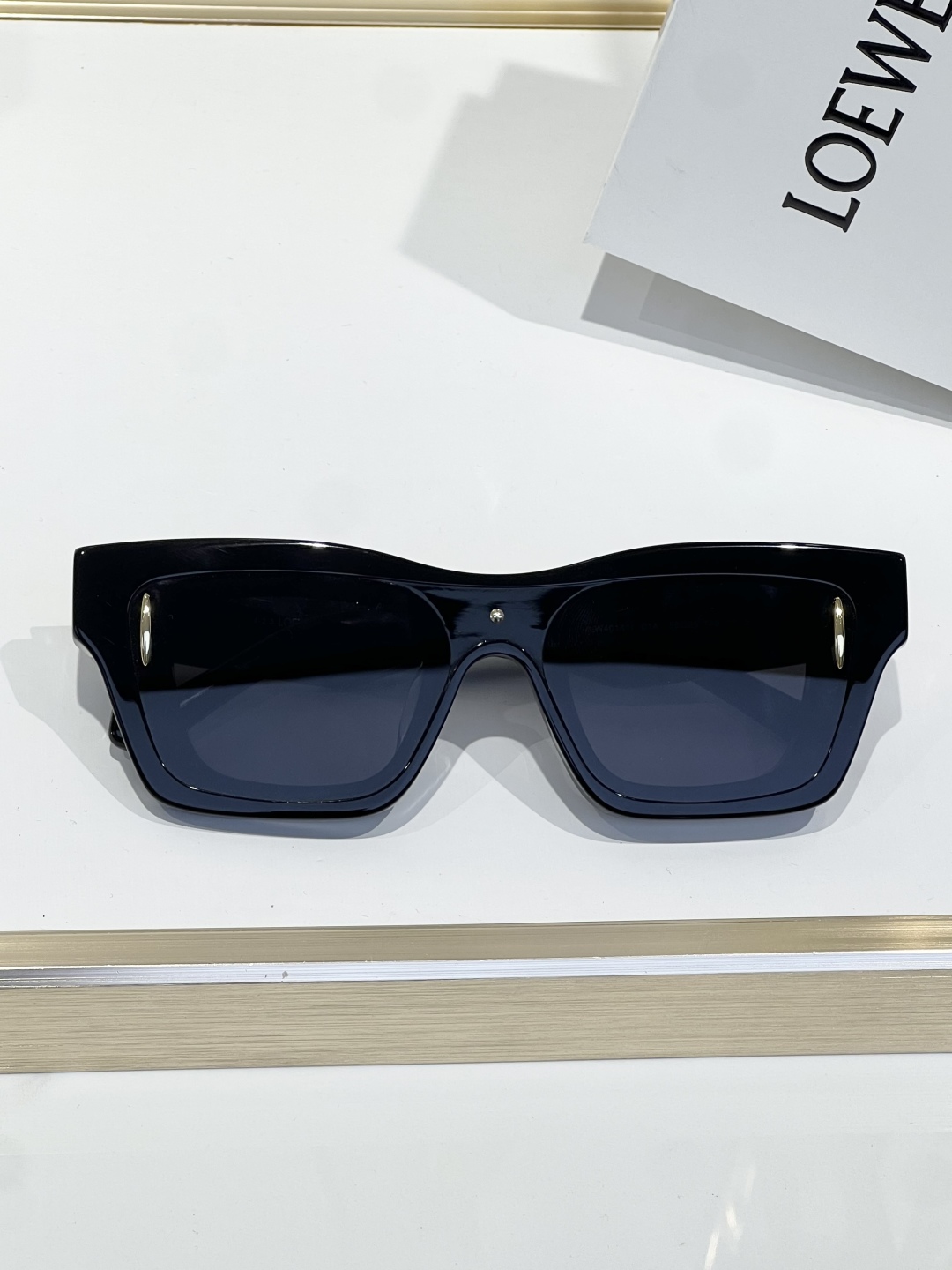 
LOEW*
MOD：LW40141I
Size：58口25 145🐭
