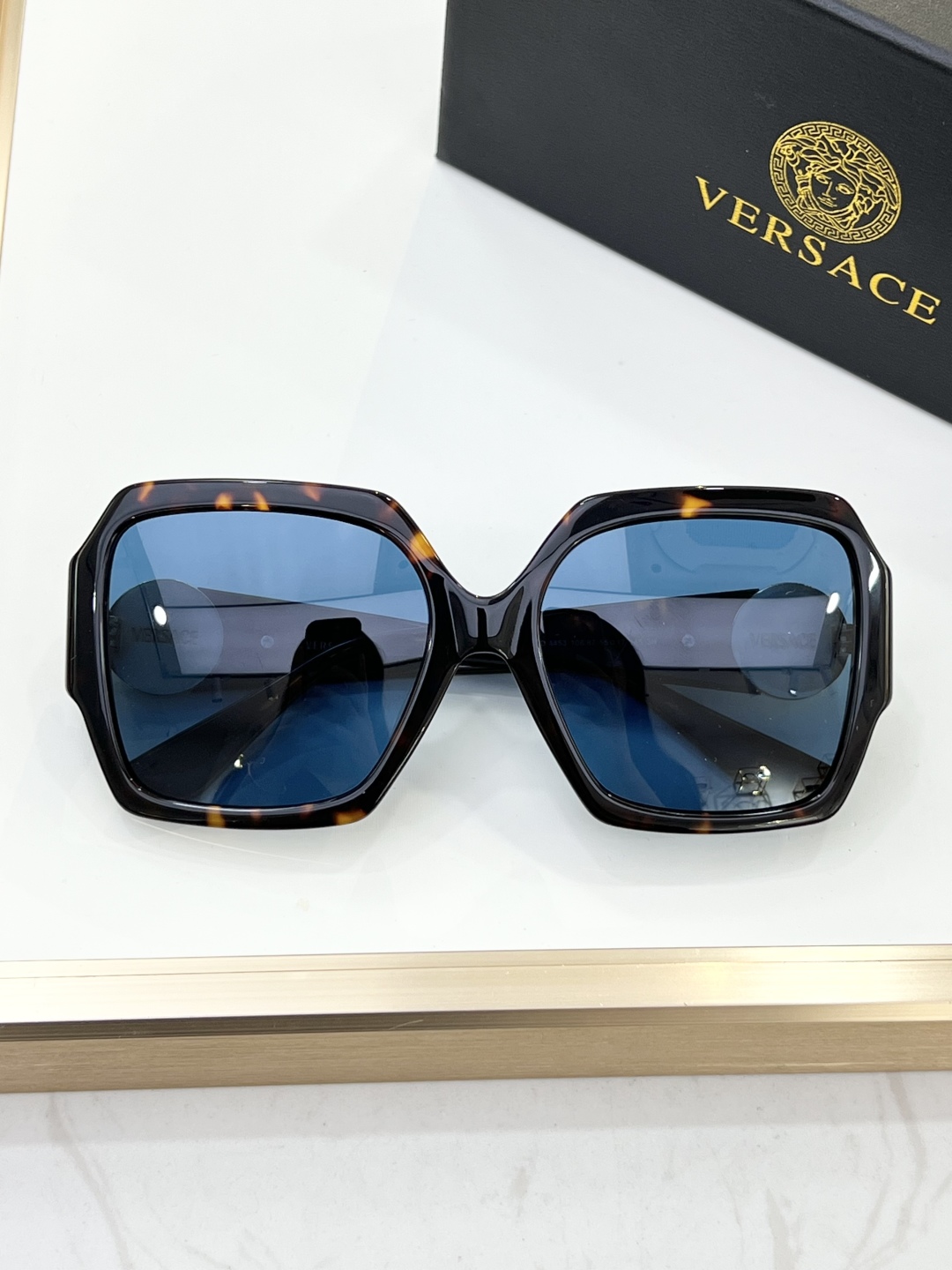 
VERSAC*
MOD：4453
Size：55口17 145🐦
