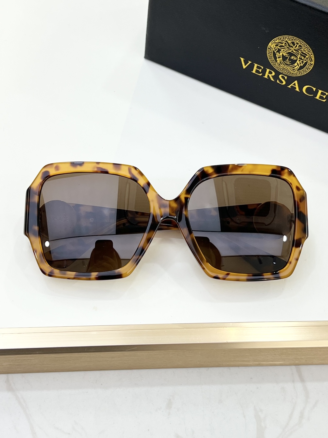 
VERSAC*
MOD：4453
Size：55口17 145🐦
