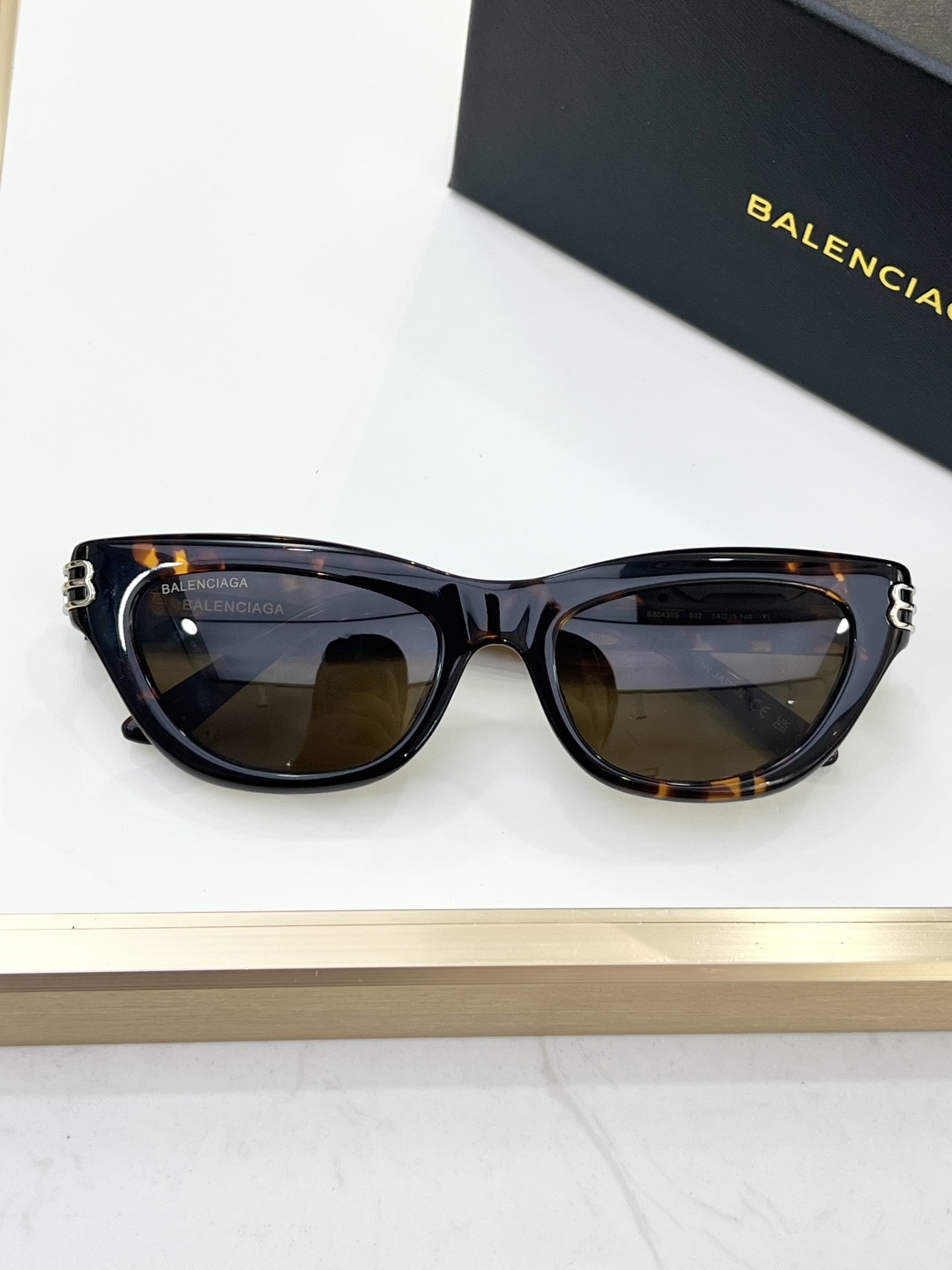 
BALENCIAG*
MODEL：BB0430S
SIZE：54口19-140🦖
