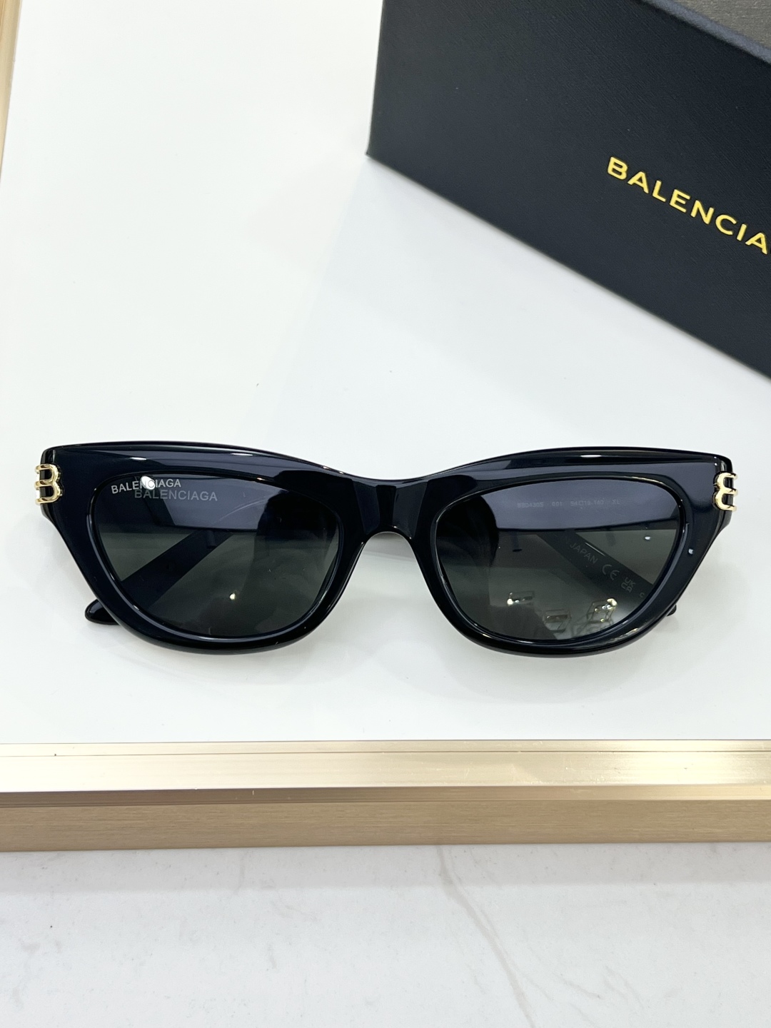 
BALENCIAG*
MODEL：BB0430S
SIZE：54口19-140🦖
