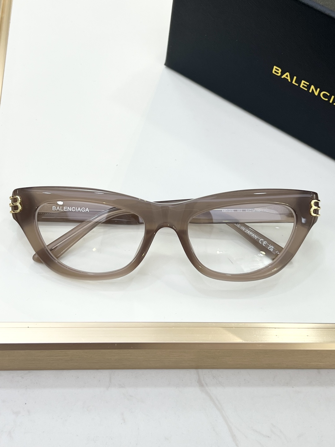 
BALENCIAG*
MODEL：BB0430S
SIZE：54口19-140🦖
