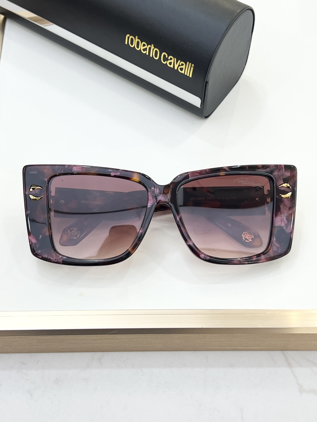 
Roberto Cavalie*
MODEL：SRC056M
SIZE：54口19-145🐵

