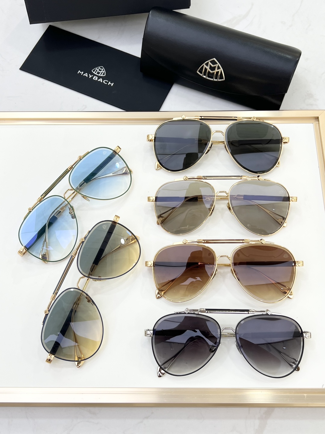 
MAYBAC*迈巴赫~
MODELMAYBACH-Z127
SIZE：69口13-145🐜
