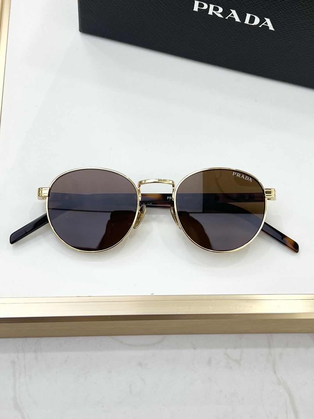 
PRAD*
MODEL：PR B52S
SIZE：49口21-145🐱
