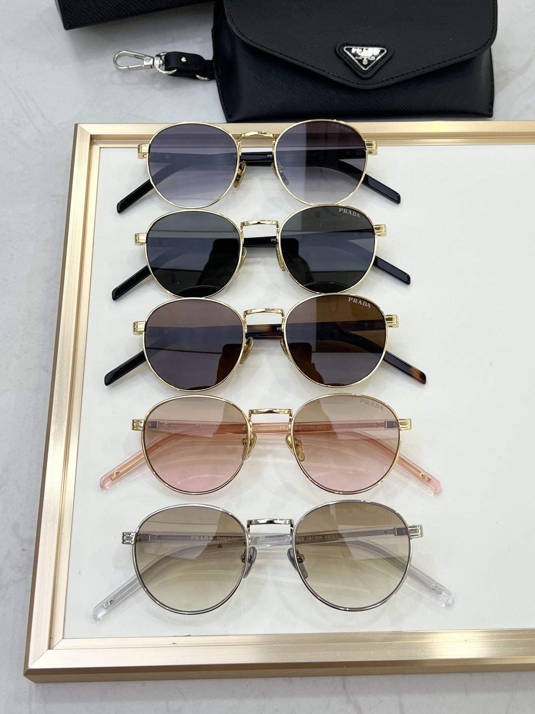 
PRAD*
MODEL：PR B52S
SIZE：49口21-145🐱
