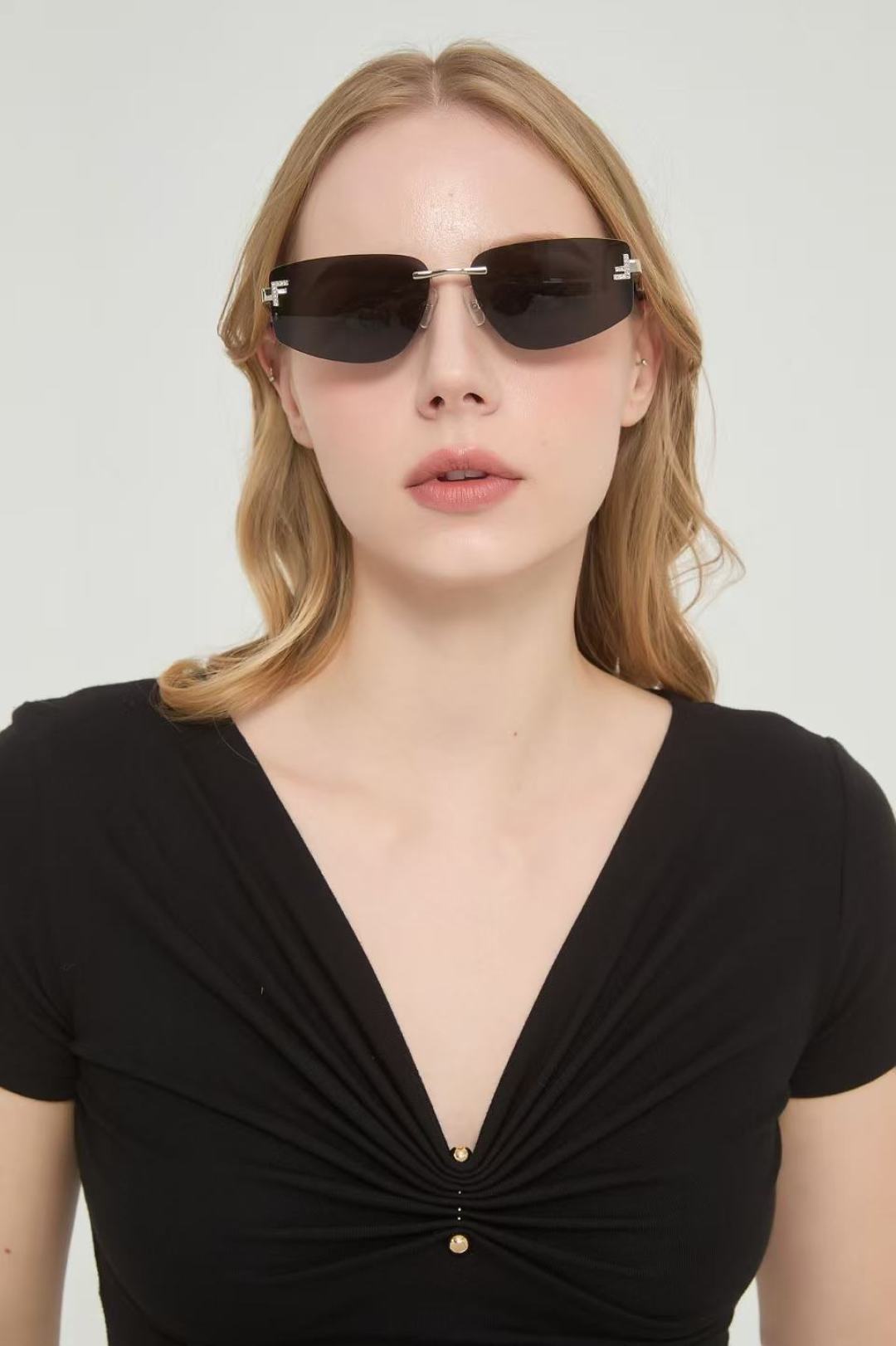 FENDIMODEL：FE5116USSIZE：58口12-135