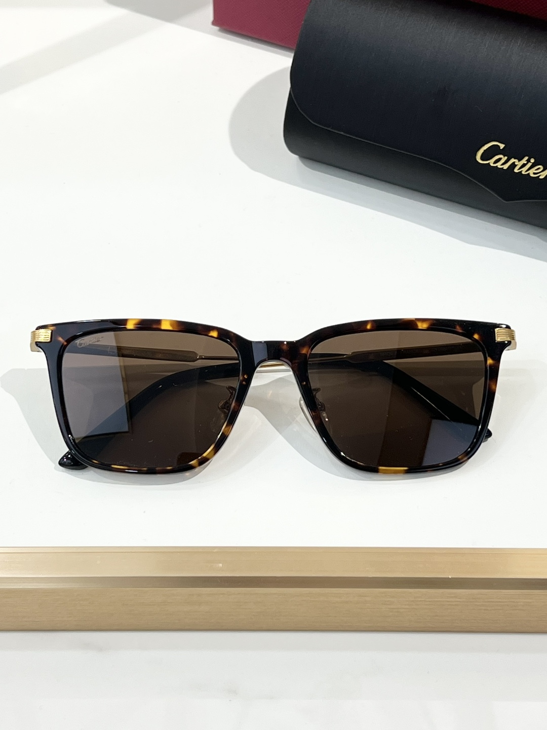 Cartie*钛 Mod ：CT0384O Size ：54口18-145 