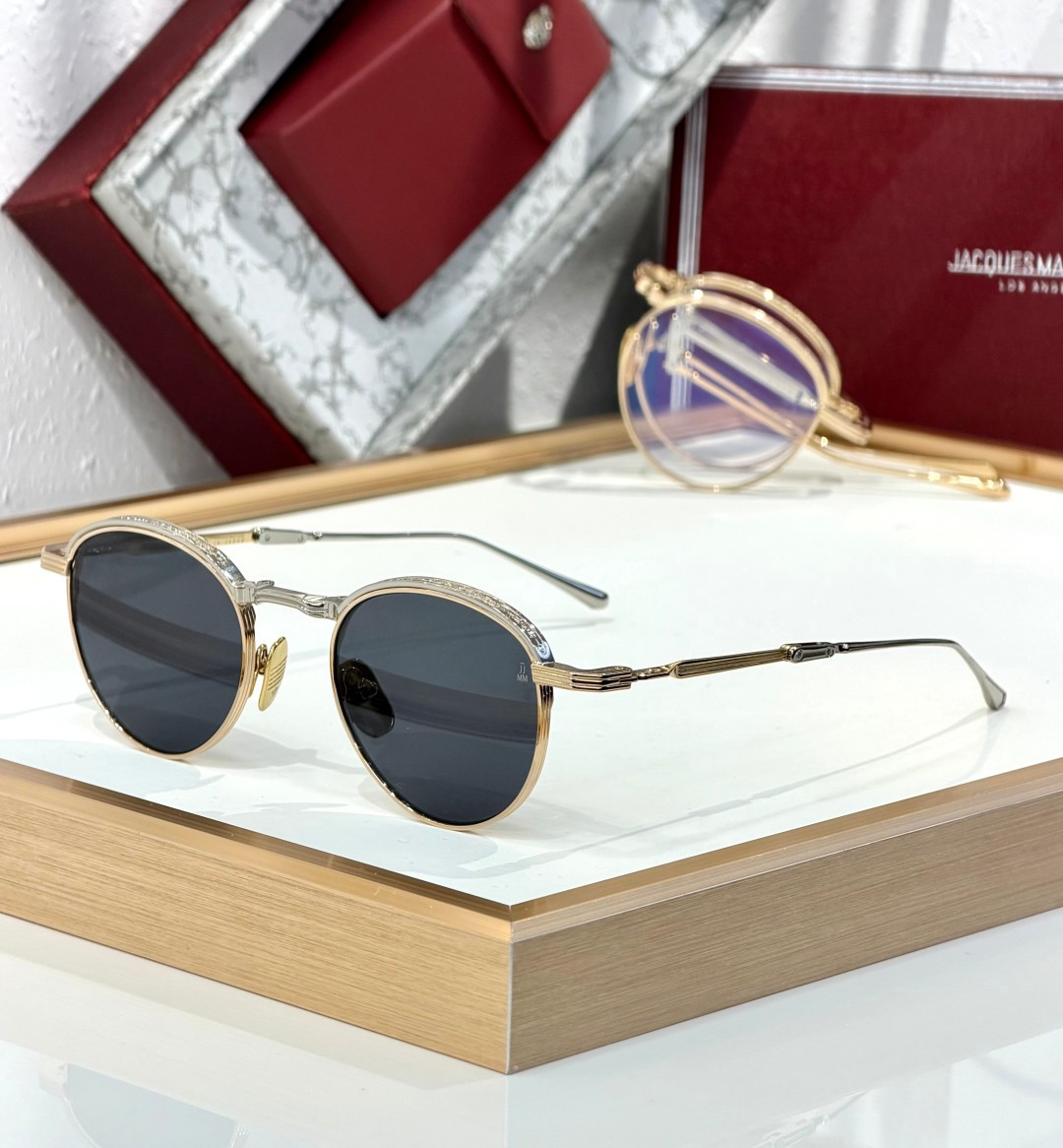 Jacques Marie Mage  -可折叠眼镜Folding glasses -定制一体式铰链 -全新药丸形斜面鼻
