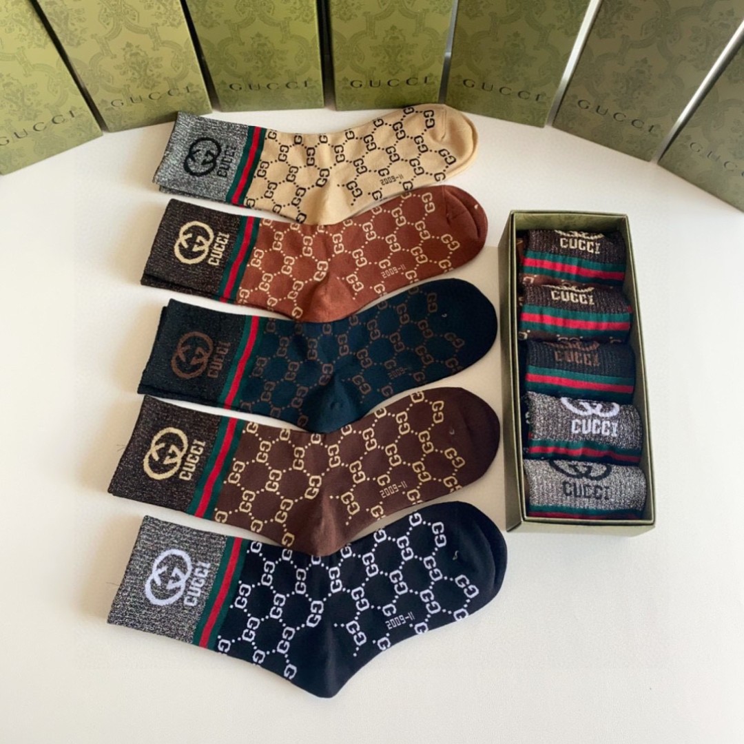  💛配专柜包装
Gucci（古驰）新款金丝中长款堆堆袜袜子！一盒五双，专柜同步筒袜袜子，大牌出街，潮人必