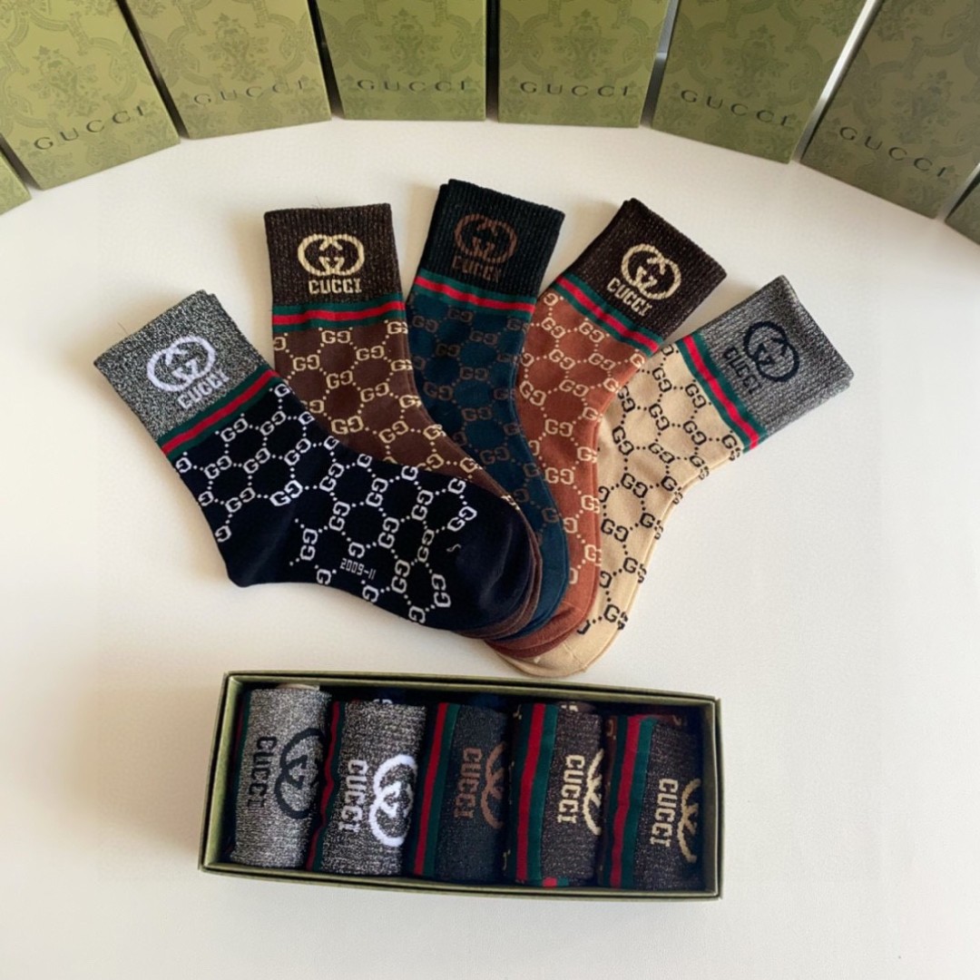 💛配专柜包装
Gucci（古驰）新款金丝中长款堆堆袜袜子！一盒五双，专柜同步筒袜袜子，大牌出街，潮人必