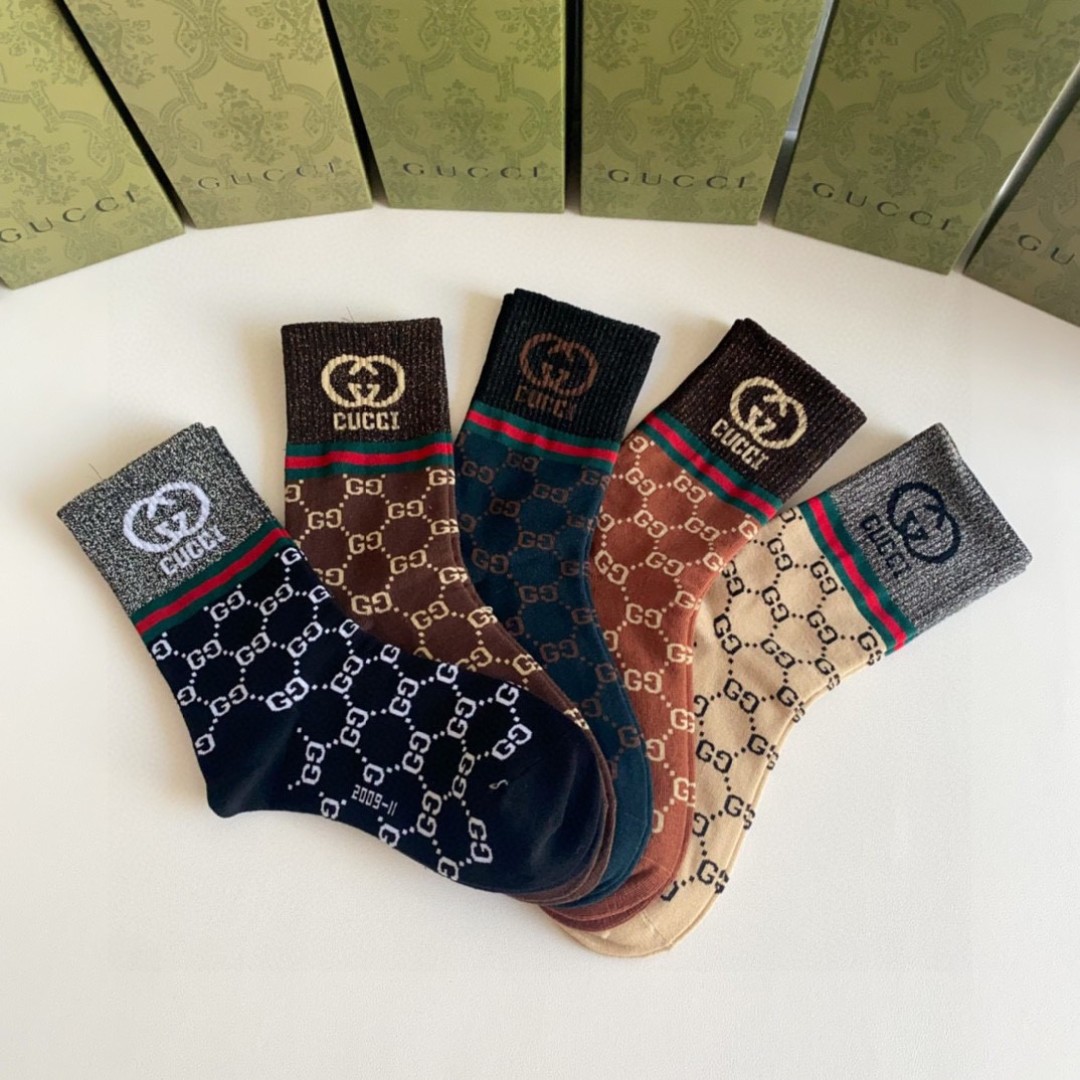  💛配专柜包装
Gucci（古驰）新款金丝中长款堆堆袜袜子！一盒五双，专柜同步筒袜袜子，大牌出街，潮人必