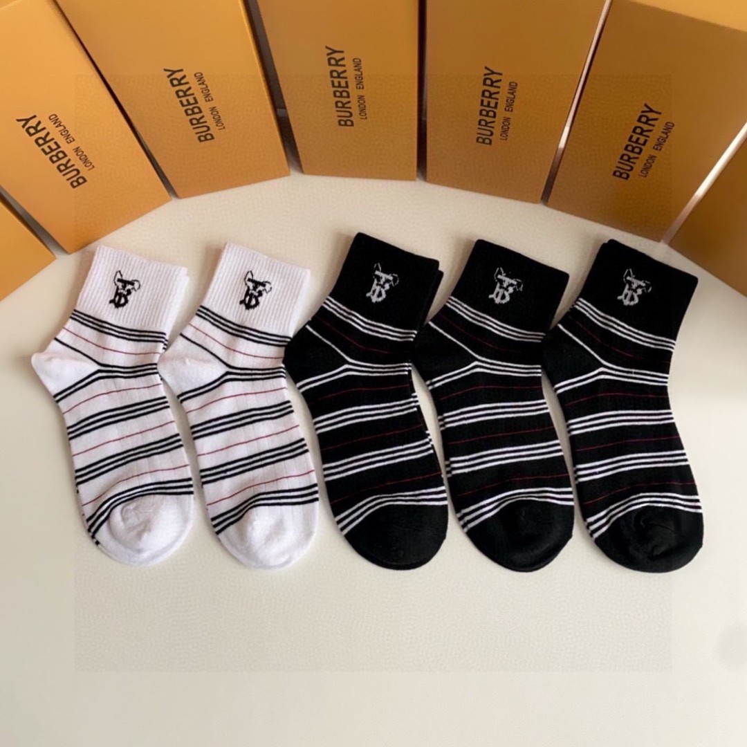 Burberry Special P84 Socks Pack: Five Pairs in Sync Box with Bonus Card - 图片 1
