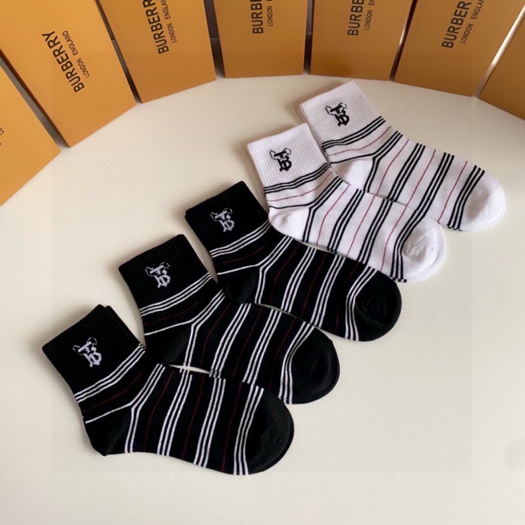 Burberry Special P84 Socks Pack: Five Pairs in Sync Box with Bonus Card - 图片 4