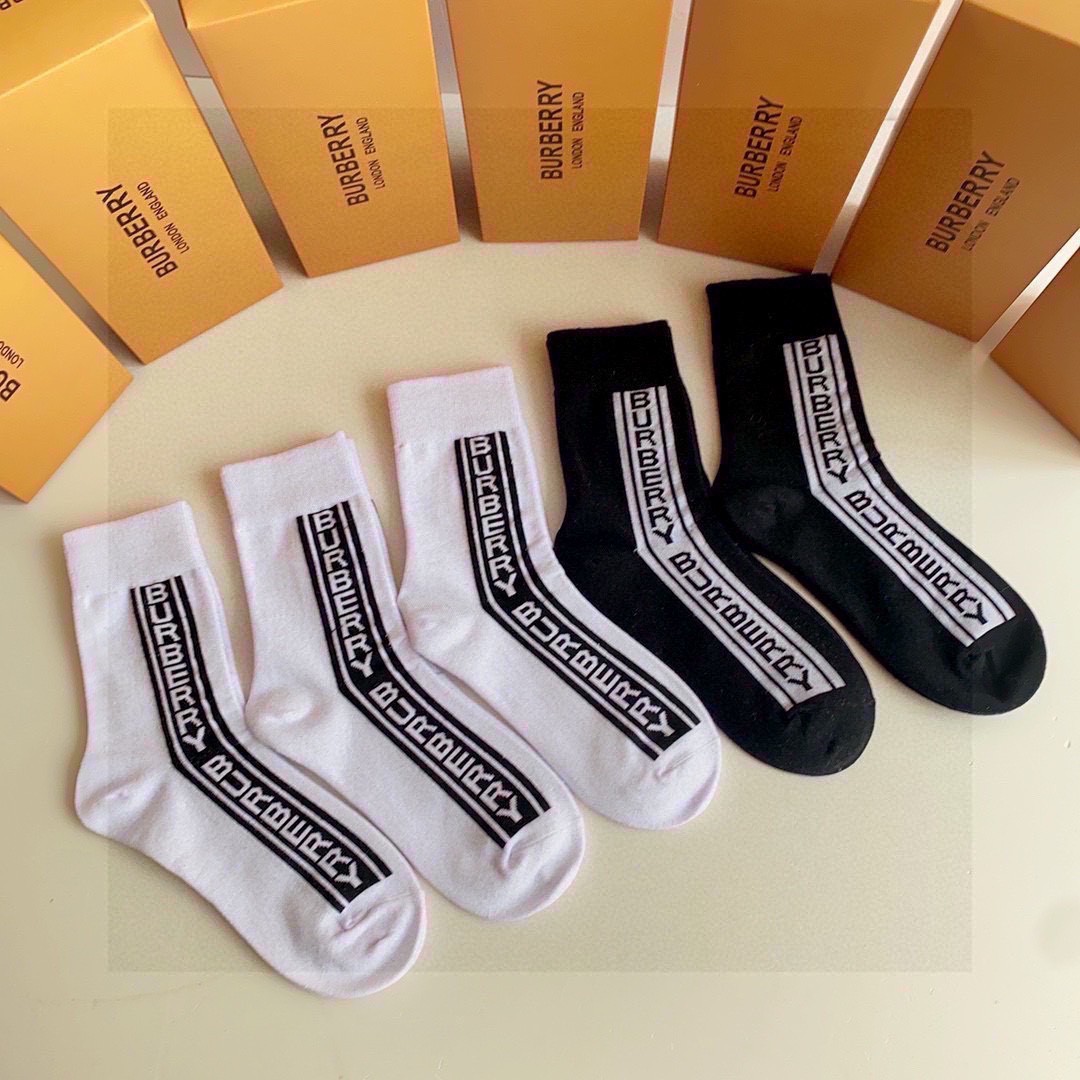 Burberry P-95 Socks Set with Counter Display and Card - 图片 4