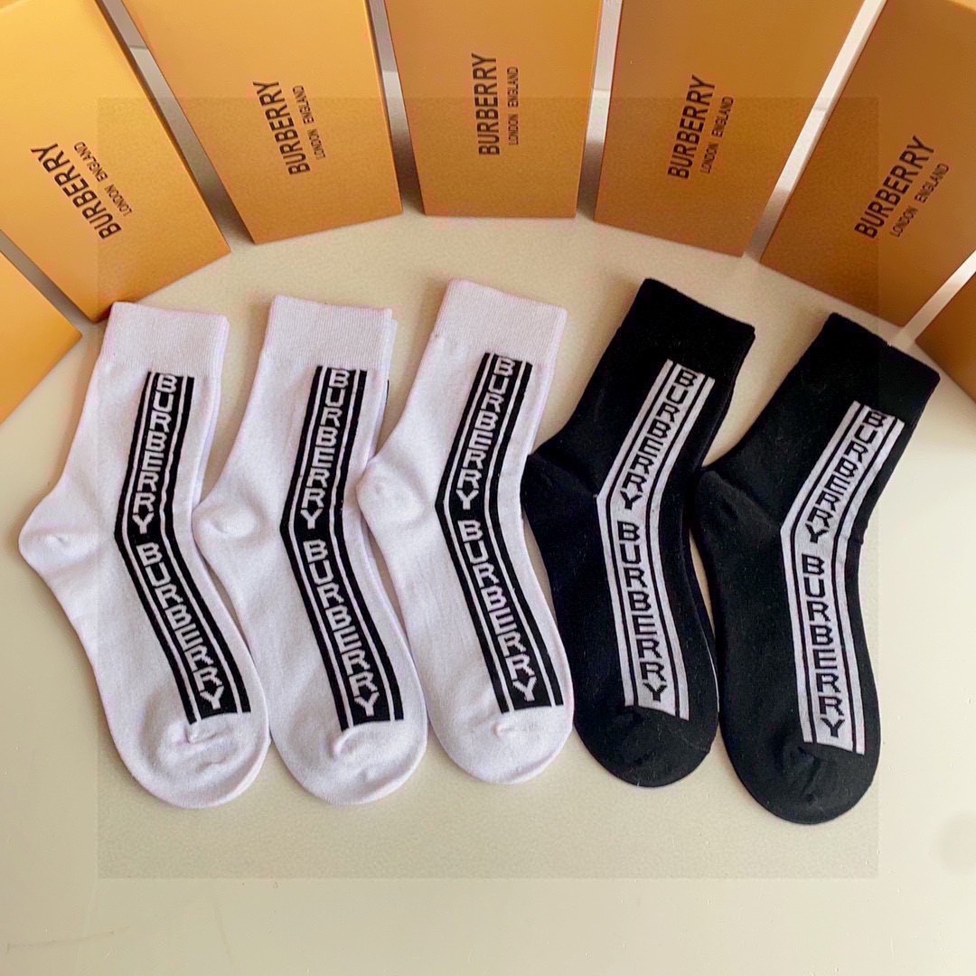 Burberry P-95 Socks Set with Counter Display and Card - 图片 1