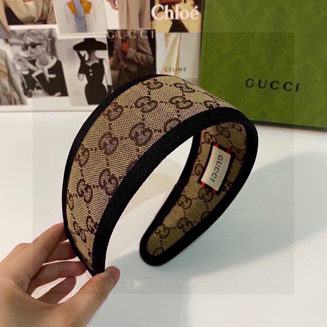 NO:300635,Specially equipped with counter packaging GUCCI (Gucci) latest hairband, fairy, quick purchase, special material, no head, salt or sweet~ hairpins, hairpins, gucci, gucci, hairpins19860909特 配专柜包装 GUCCI（古驰）最新发箍 小仙女快入手 特殊材质 不嘞头 可盐可甜～发夹,发夹,gucci,gucci,hairpins,accessory