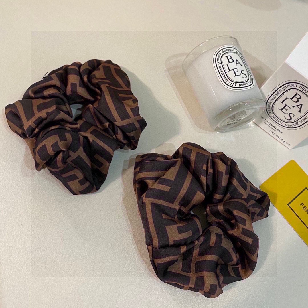 TP99 PACKAGING FENDI IS A CLASSIC SILK RING, A VERY GOOD LEAD AND A GOOD HAND - 图片 7
