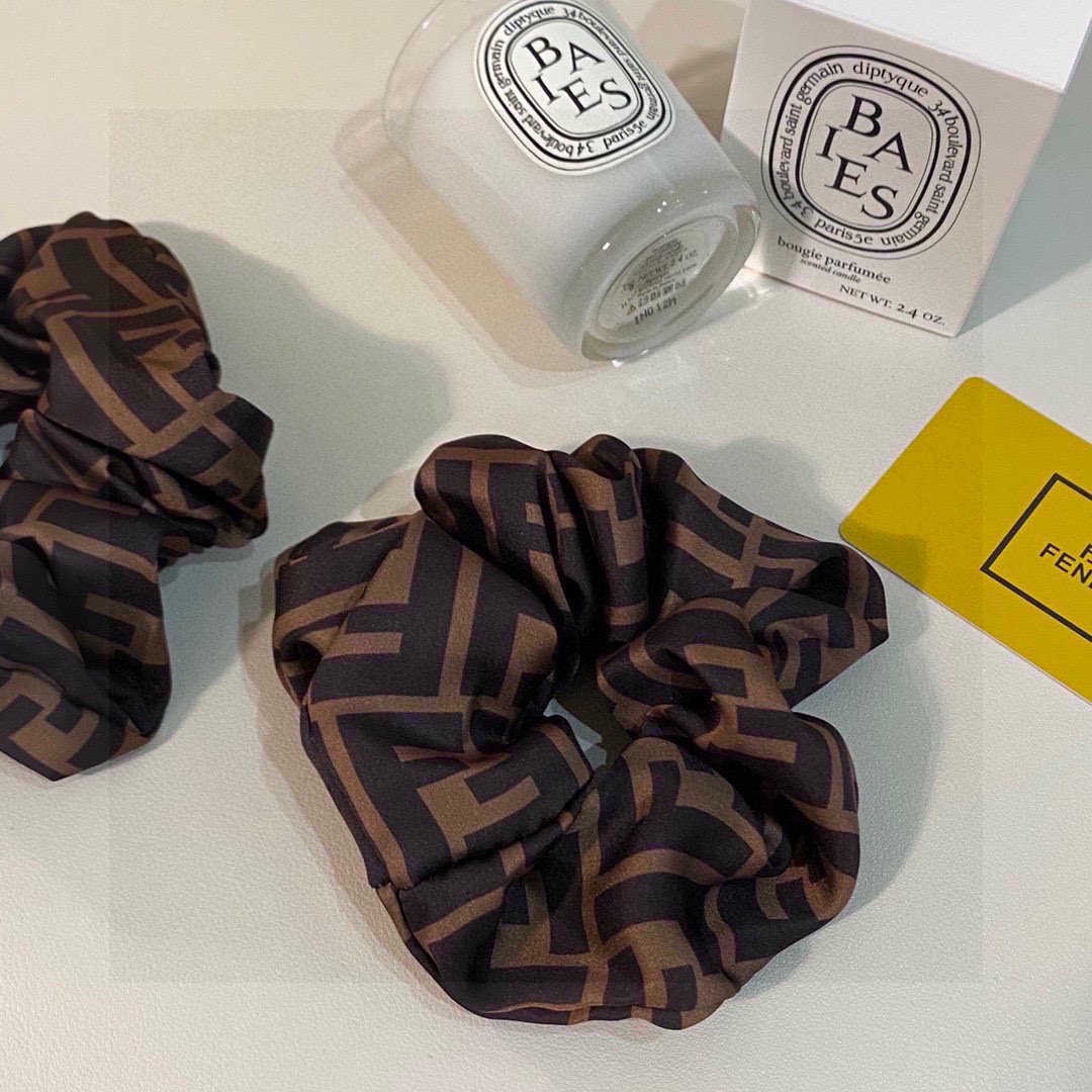 TP99 PACKAGING FENDI IS A CLASSIC SILK RING, A VERY GOOD LEAD AND A GOOD HAND - 图片 6